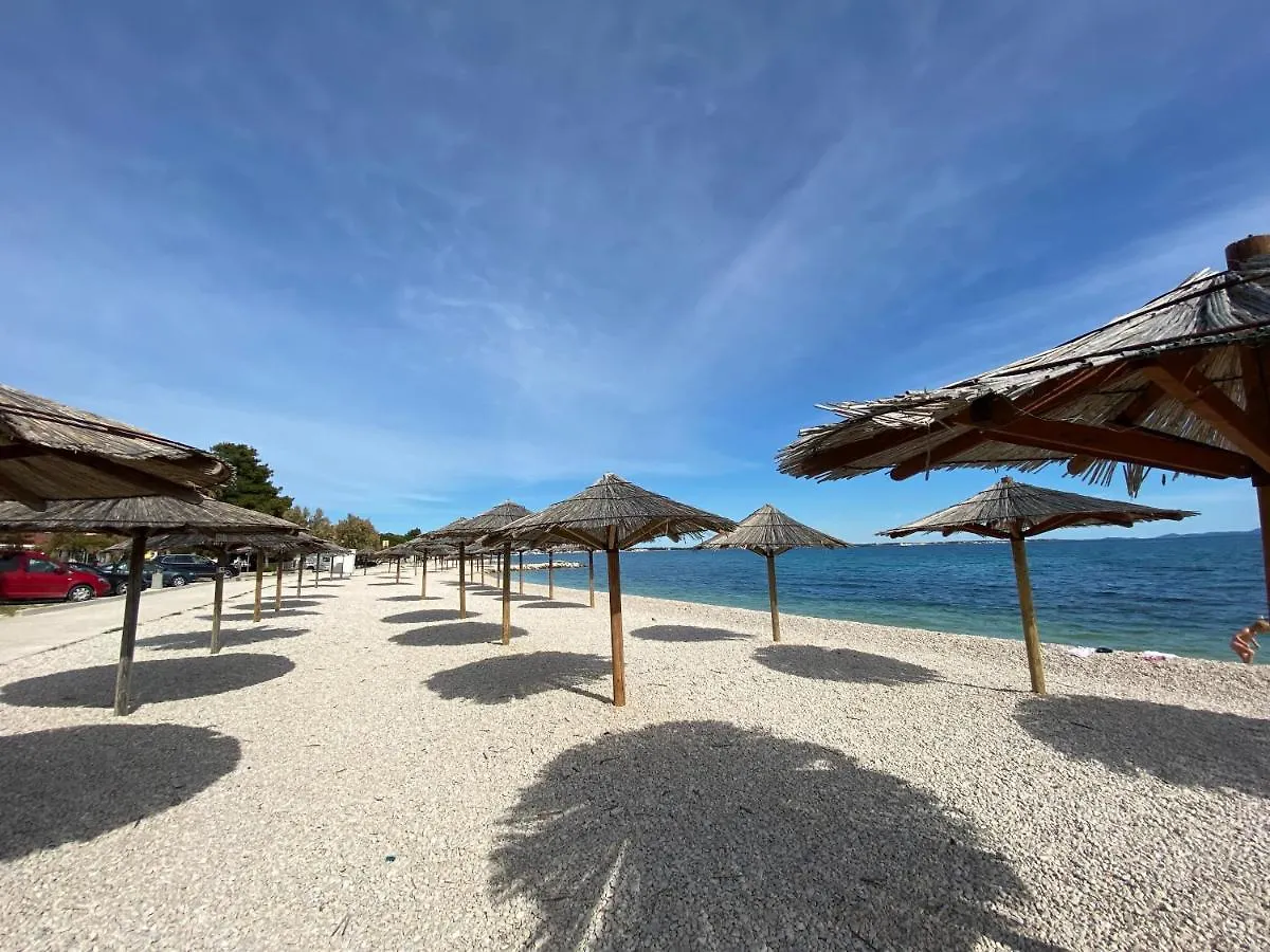 Apartment Apartmani Villa Adriatic Vir Kroatien